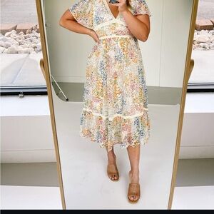 NWT in loom midi floral dress small purchased from piper and scoot